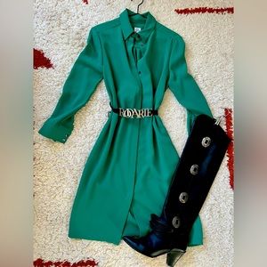 IRIS AND INK size 6 emerald green collared dress, knee length, bracelet sleeve